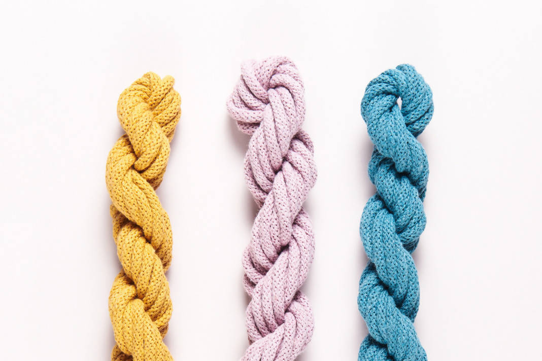 Crochet Necklace Kit: Kit + Guide