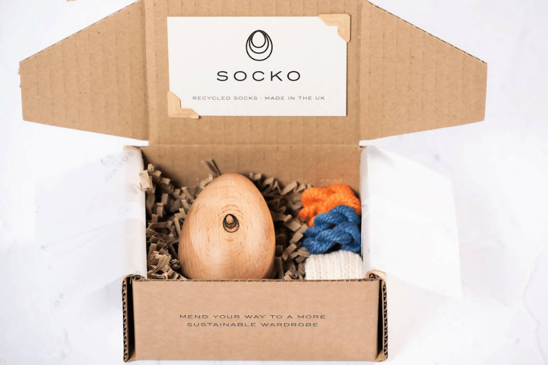 Beginners' Darning: Course + Kit including darning egg