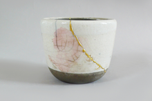 Load image into Gallery viewer, Learn kintsugi: Kit + Guide
