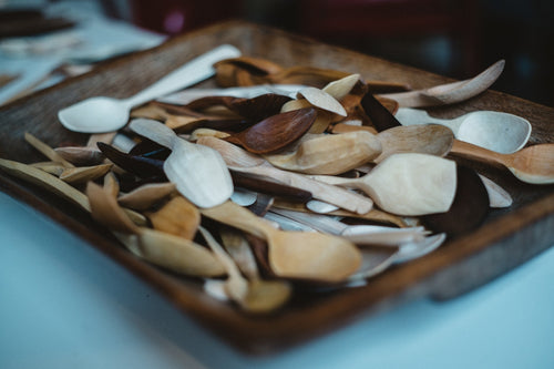 Carve a wooden spoon: Online course
