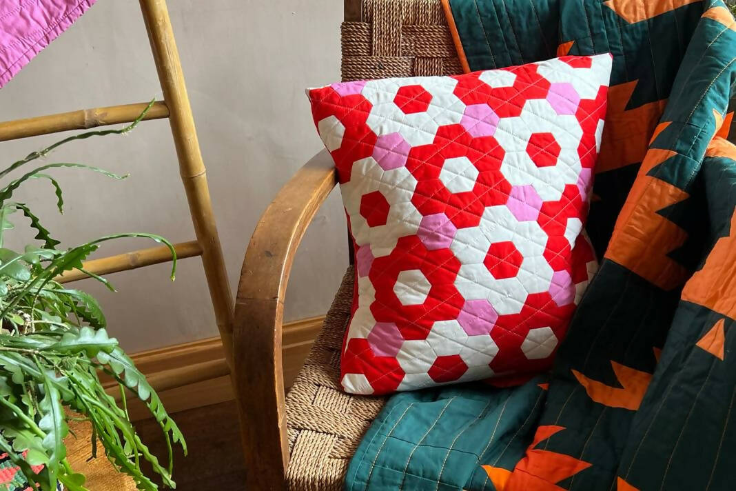 English Paper Piecing Patchwork Cushion: Kit + Guide