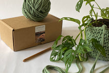 Load image into Gallery viewer, Crochet a Hanging Plant Pot: Course + Kit
